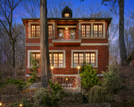 301 Hudson Terrace