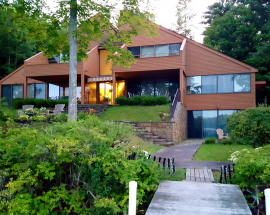 104 Interlaken Rd