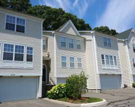 1502 Eaton Court