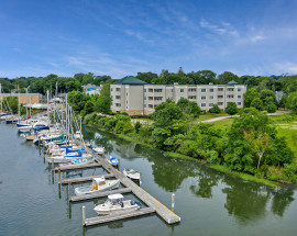 60 Maple Street #24