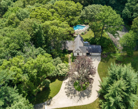 12 Iron Gate Hill