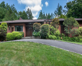 70 Morris Lane
