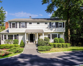 10 Canterbury Road S