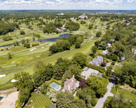 16 Park Drive South