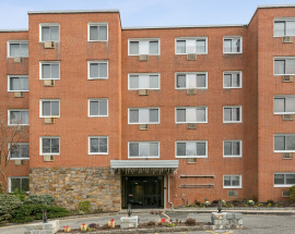 370 Central Park Avenue #4P