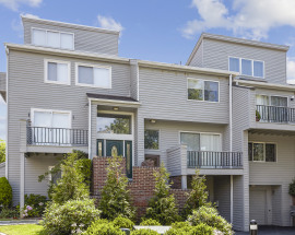 87 Waterside Close