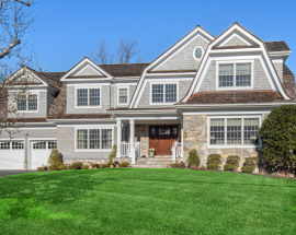 1030 Seven Oaks Lane