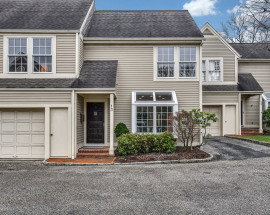 13 Darien Close
