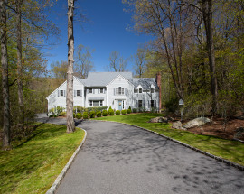64b Pelham Lane