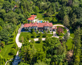4 Heathcote Road