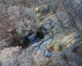 52 Old Farm Road