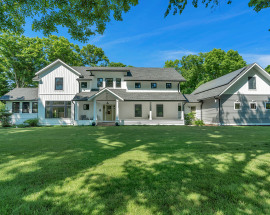2660 Long Hill Road