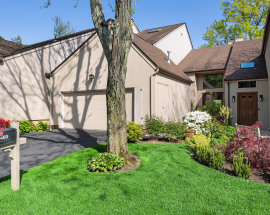 403 Fairway Green