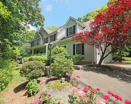 12 Emerald Ridge Court