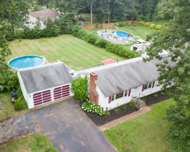 17 Evergreen Place
