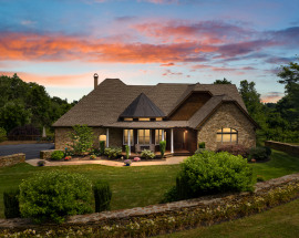 371 North Canterbury Road