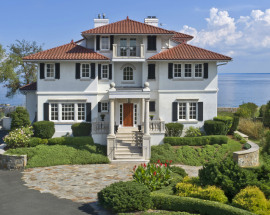 68 Saddle Rock Road