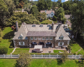 2 Soundview Avenue