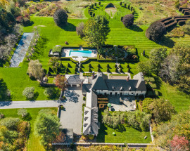35 Schoolhouse Road