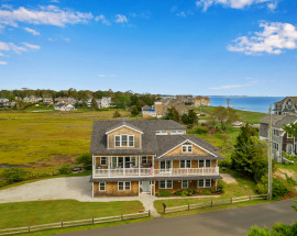 12 Circle Beach Road