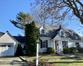 44 Willard Avenue