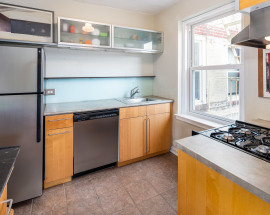 132 Woodside Green #3C