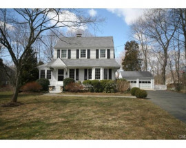 190 Old Kings Highway North