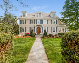 40 Middle Beach Rd West