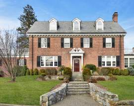 11 Locust Avenue