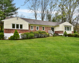 5 Pinehurst Drive