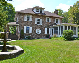 1127 Marion Rd