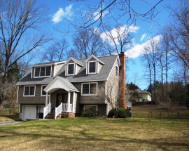 24 Woodbury Drive