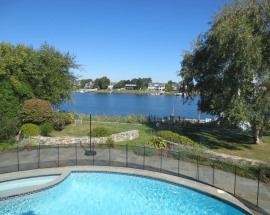 22 Surf Road