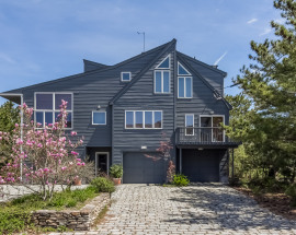 14 Atlantic Ave