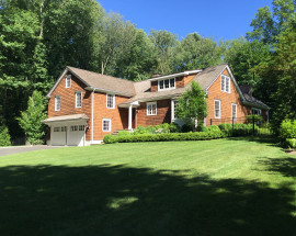 12 Lone Pine Lane