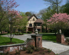 16 Taylor Lane