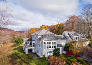 293 Lake Road
