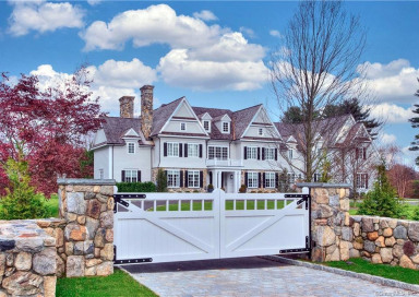 56 Winfield Lane