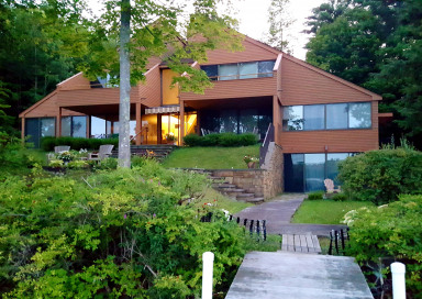 104 Interlaken Rd
