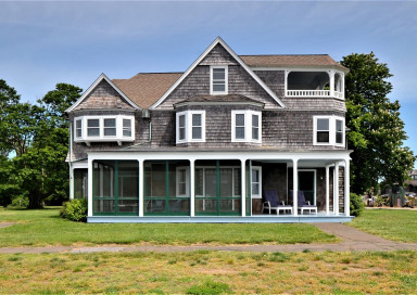 15 Pettipaug Avenue