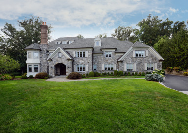 6 Fairway Drive
