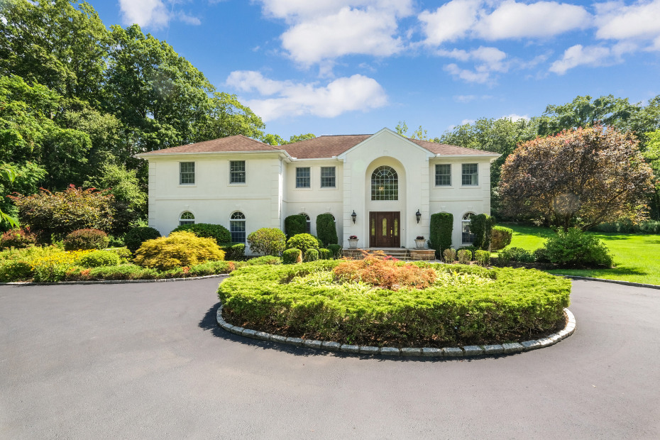 6 Indian Hill Road, West Harrison, NY For Sale | Julia B ...